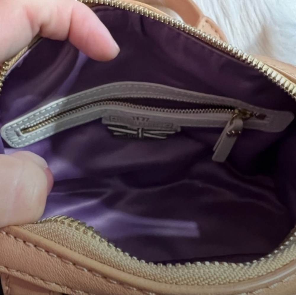 Henri Bendel Centennial Barrel Two-Way Satchel w/ Mirror - Picture 11 of 17